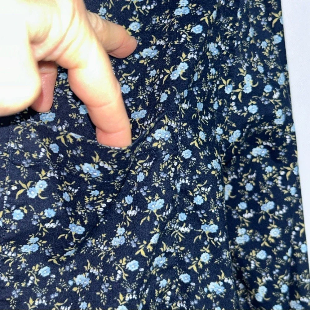 J. Crew‎ Men's Shirt Floral Button Down Navy Blue Cotton Size Medium